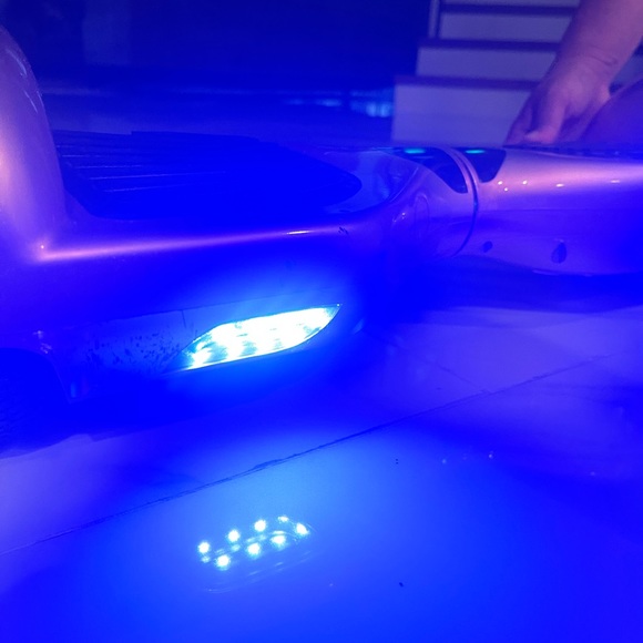 Rose Gold Hoover-board - Picture 4 of 5